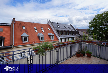 4-Zimmer-Wohnung mit Terrasse am Englischen Garten